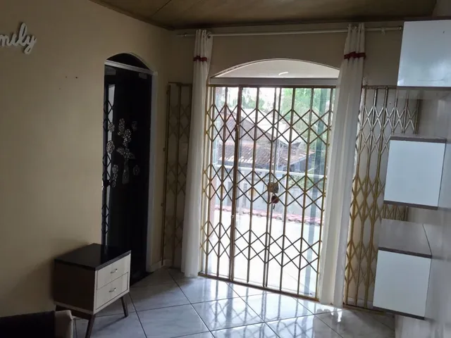 Imagem 13: Casa Triplex com Hidromassagem e Móveis