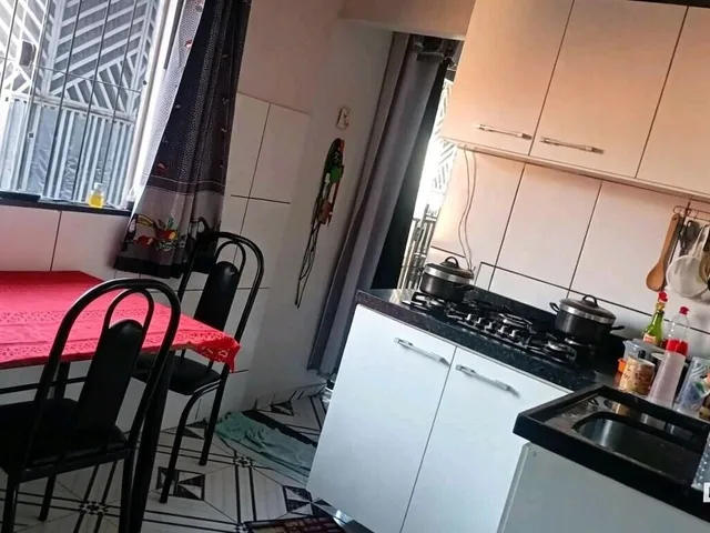 Imagem 10: Casa à Venda com 3 Pavimentos, 3 Suítes e Excelente Potencial de Renda