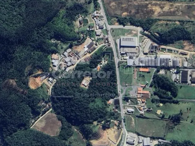 Imagem: Amplo Terreno de 4.730,28M²