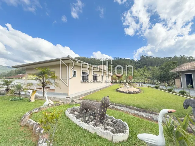 Imagem 2: Casa À Venda no Centro de Benedito Novo