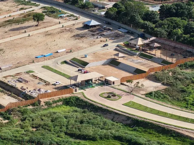Imagem: Terreno à venda em Vitória da Conquista-BA