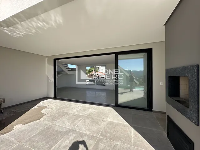 Imagem 16: Casa Alto Padrão com 3 Dormitórios (3 Suítes) À Venda, 373,80 M² no Bairro dos Estados em Timbó/Sc