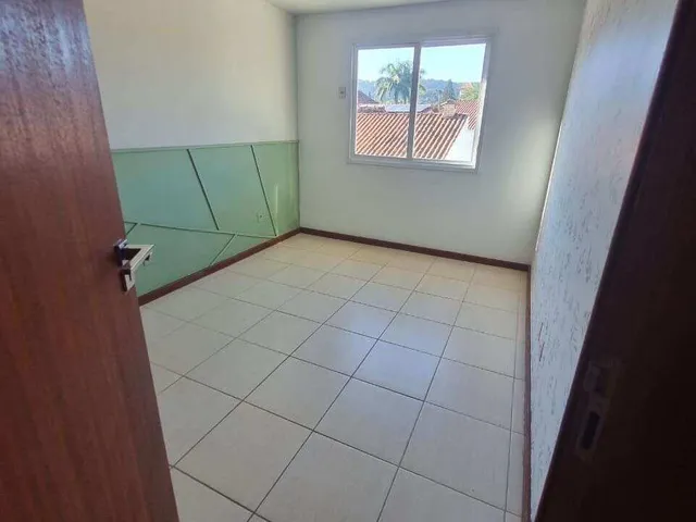 Imagem 4: Casa À Venda em Niterói, Itaipu, com 3 Quartos, 144M²