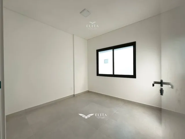 Imagem 10: Apartamento com 3 quartos, no bairro Centro - Barra Velha