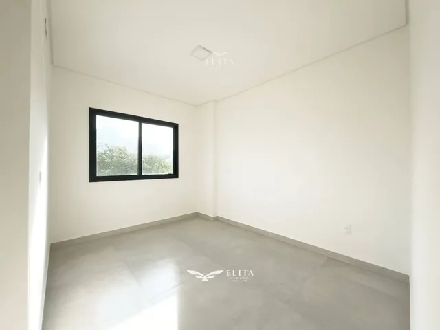 Imagem 14: Apartamento com 3 quartos, no bairro Centro - Barra Velha