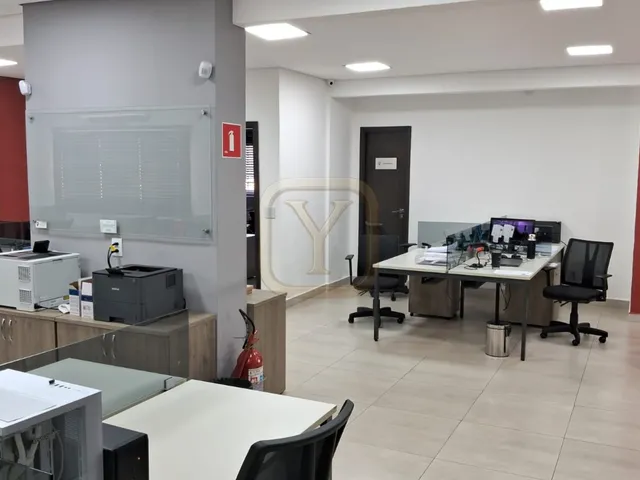 Imagem 3: Imóvel Comercial Pronto para Clínicas e Escritórios