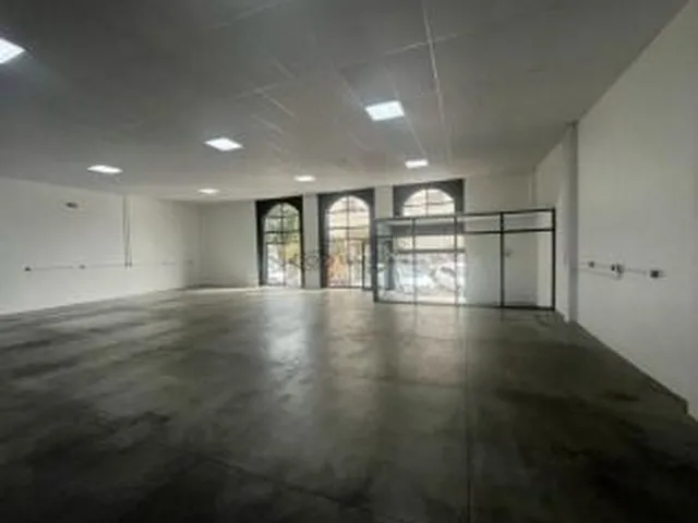 Imagem 4: Loja Comercial À Venda - Localização Central!