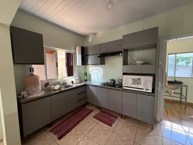 Imagem 15: Casa com Edícula no Centro a Venda em Santa Helena-PR