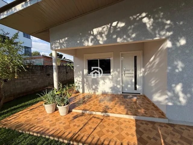 Imagem 8: Casa com Edícula no Centro a Venda em Santa Helena-PR