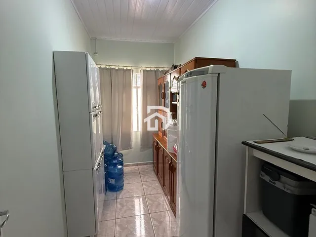 Imagem 12: Casa com Edícula no Centro a Venda em Santa Helena-PR