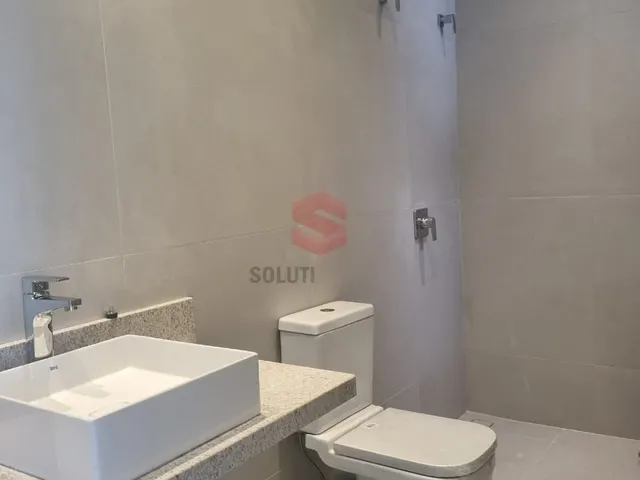 Imagem 14: Casa Moderna com Conceito Aberto e Infraestrutura Completa na Vila Otto