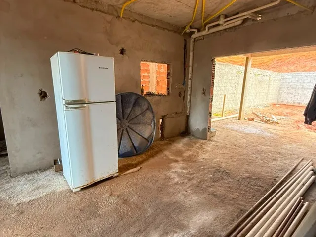 Imagem 5: Imperdível Casa Duplex com Área Gourmet em Nova Guarapari, Guarapari-Es: 3 Quartos, 1 Suíte, Churrasqueira, 2 Vagas!