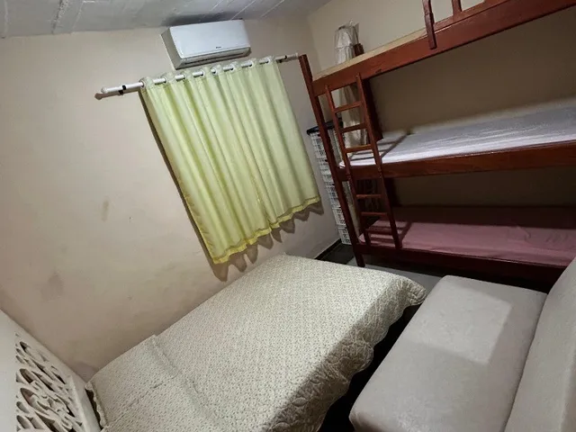 Imagem 4: Casa de Praia à Venda em Guarapari-ES -Pé na areia em Santa Mônica: 4 Quartos, 1