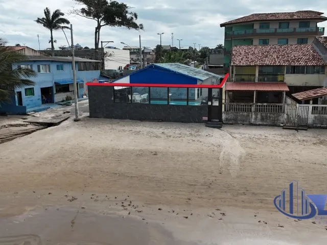 Imagem 5: Casa de Praia à Venda em Guarapari-ES -Pé na areia em Santa Mônica: 4 Quartos, 1