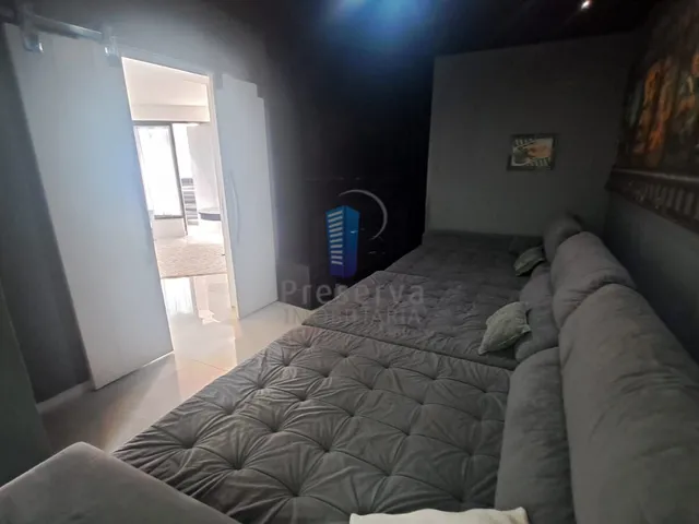 Imagem 3: Casa de Alto Padrão com Vista Mar 4 quartos, sendo Suítes, Piscina e Cinema