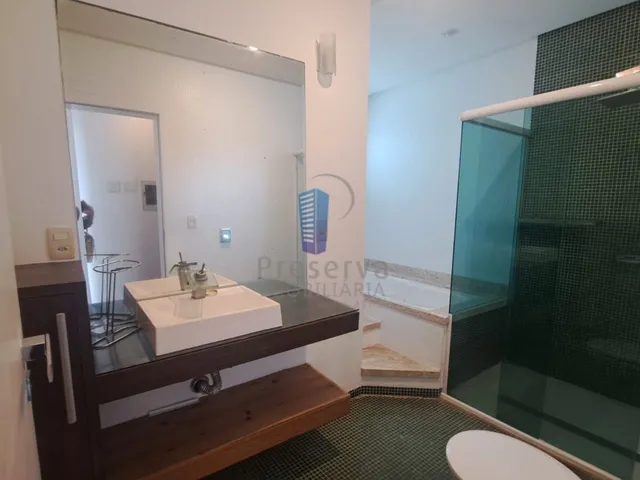 Imagem 11: Casa de Alto Padrão com Vista Mar 4 quartos, sendo Suítes, Piscina e Cinema