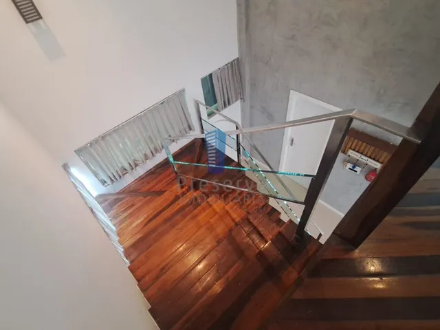 Imagem 13: Casa de Alto Padrão com Vista Mar 4 quartos, sendo Suítes, Piscina e Cinema