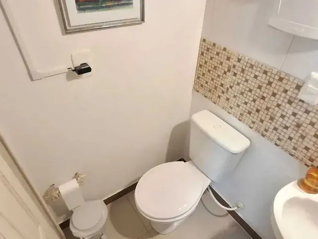 Imagem 2: Casa com 3 Dormitórios Sendo 3 Suítes e 3 Vagas de Garagem em Imbituba/Sc