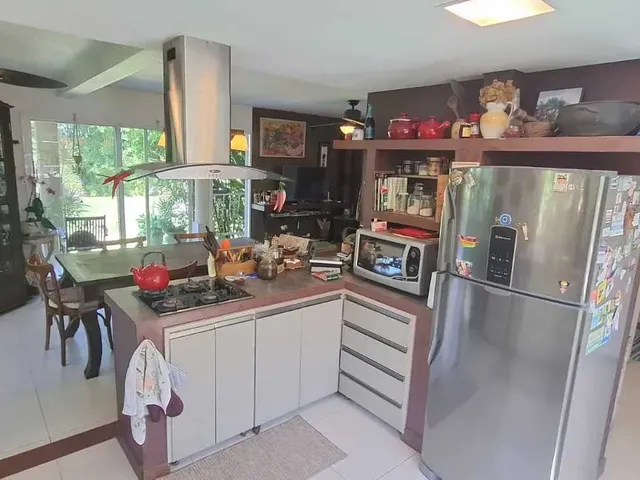 Imagem 9: Casa com 3 Dormitórios Sendo 3 Suítes e 3 Vagas de Garagem em Imbituba/Sc