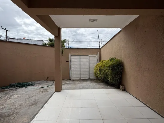 Imagem 10: Casa Duplex de Esquina - Eusébio