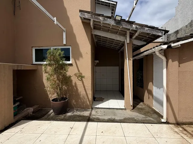 Imagem 16: Casa Duplex de Esquina - Eusébio