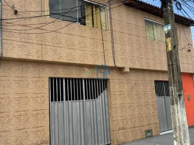 Imagem: A casa possui 4 Dormitórios, 2 Suítes, 4 Banheiros, 2