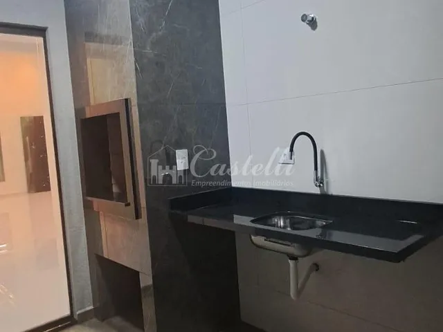 Imagem 2: Casa para à venda, no Bairro Uvaranas, em PONTA GROSSA - PR