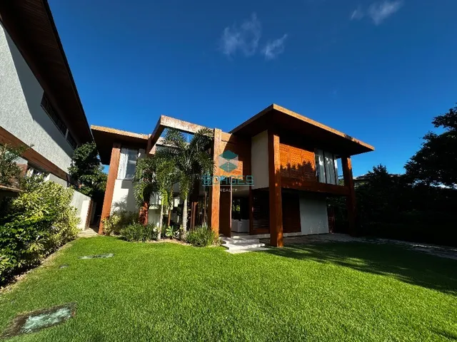 Imagem: Casa à venda com 350m², 5 suítes mais