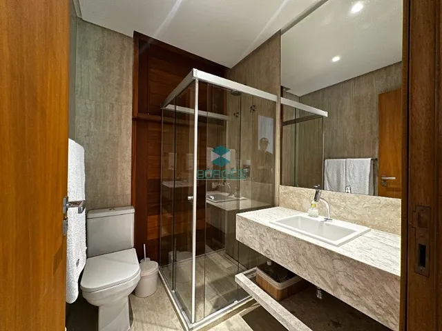 Imagem 13: Casa à venda com 350m², 5 suítes mais dependência completa e terreno de 600m² no