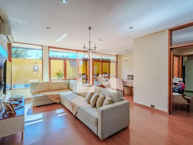 Imagem: Casa à Venda - Cidade São Francisco