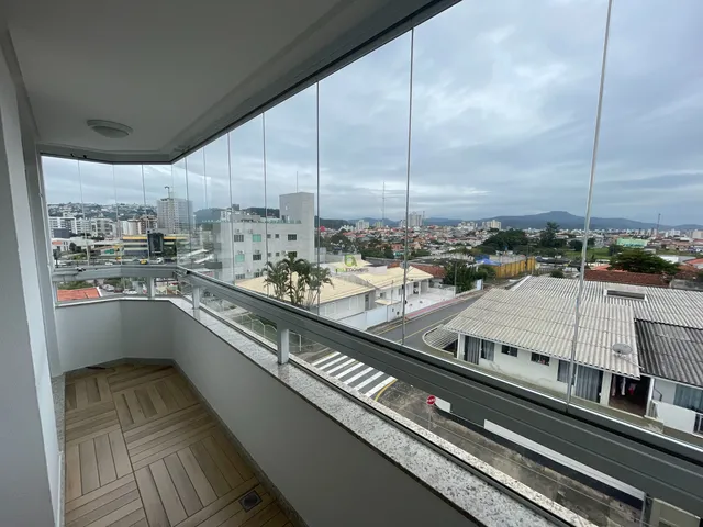 Imagem 8: APARTAMENTO SEMI- MOBILIADO COM OTIMA LOCALIZAÇÃO EM BARREIROS !!!
