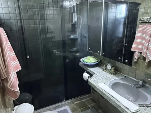 Imagem 4: Apartamento para Venda em Recife, Aflitos, 4 dormitórios, 1 suíte, 2 banheiros, 2 vagas