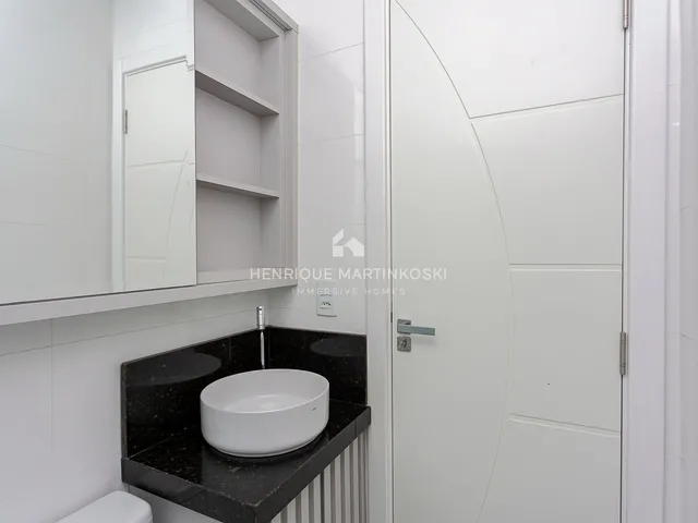 Imagem 10: Casa Sobrado no Pinheirinho-Curitiba-PR à venda 3 quartos, 5 vagas
