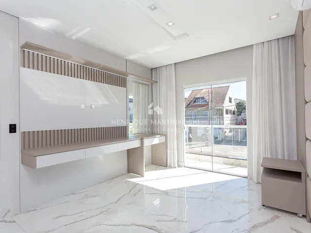 Imagem 14: Casa Sobrado no Pinheirinho-Curitiba-PR à venda 3 quartos, 5 vagas