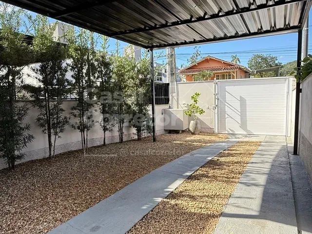 Imagem 15: Sobrado Mobiliado com Piscina e Duas Vagas