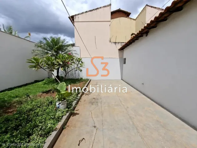 Imagem 9: Casa para Locação em Uberlândia-Mg, Alto Umuarama: 3 Quartos, Suíte, 2 Salas, 2 Banheiros, 2 Vagas, 140,58 M²