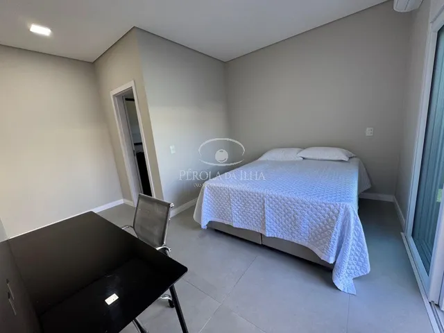 Imagem 9: Casa de luxo em condomínio na Cachoeira do Bom Jesus, Florianópolis - 4 quartos, 4