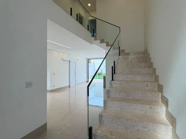 Imagem 2: Sobrado no Condomínio Belvedere II à venda por R$ 2.100.000,00