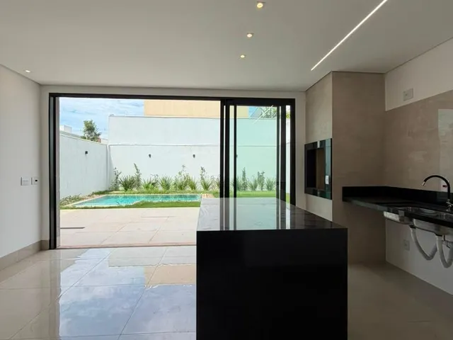 Imagem 5: Sobrado no Condomínio Belvedere II à venda por R$ 2.100.000,00