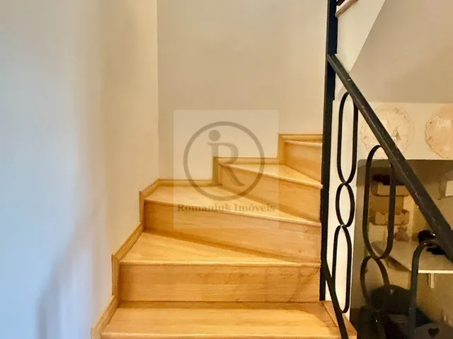 Imagem 4: Sobrado duplex amplo e reformado, 4 dormitórios, sendo a suite no térreo, 2 vagas