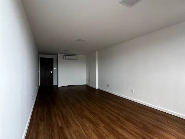 Imagem 2: Sala Comercial 32,65m² no Premium Office