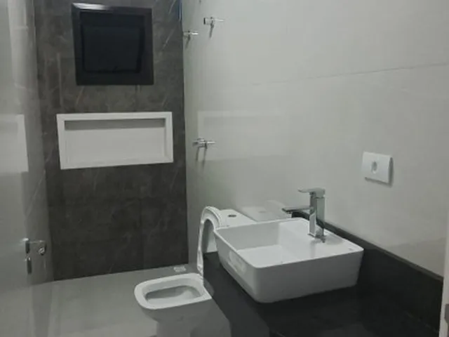 Imagem 14: Casa para Venda em Ponta Grossa, Le Park, 3 dormitórios, 1 suíte, 3 banheiros, 4 vagas