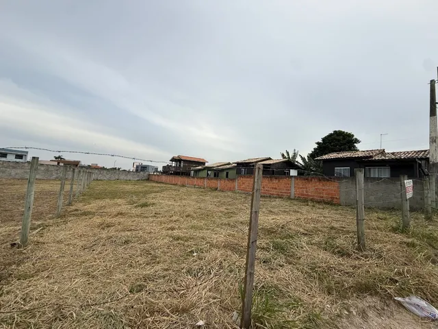 Imagem: Terreno à venda em Garopaba-SC, bairro