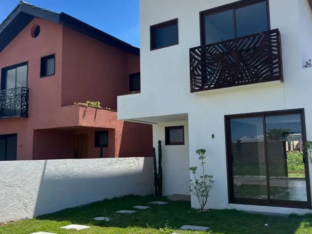 Imagem: Casa à Venda em Garopaba-SC, Bairro Areias