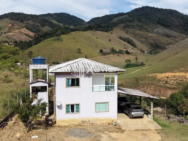Imagem 2: Chácara à Venda com 1.750 m² em Rio Calçado, Guarapari/ES - Casa Duplex 240 m²