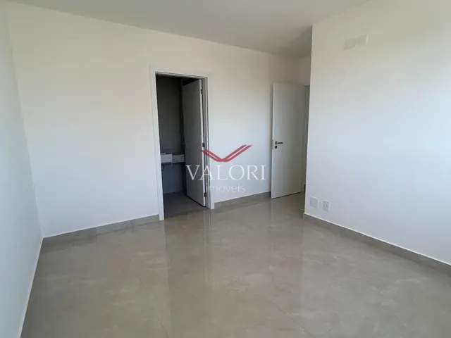 Imagem 3: Apartamento de 2 Quartos com 1 Suíte na melhor localização de Itapuâ