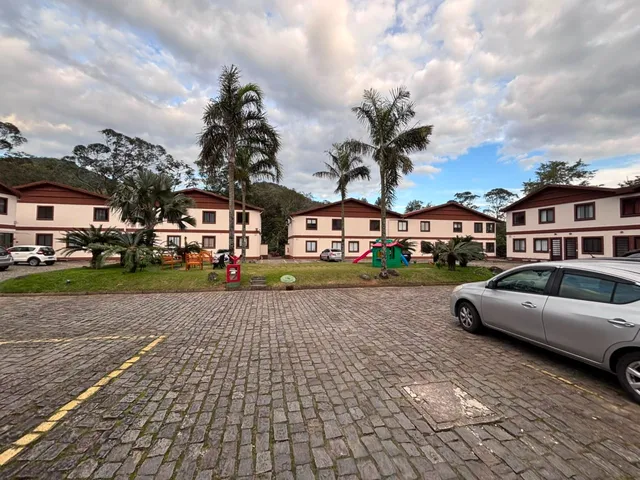 Imagem 3: Venda - Apartamentos - 2 dormitórios - Quitandinha Petrópolis RJ