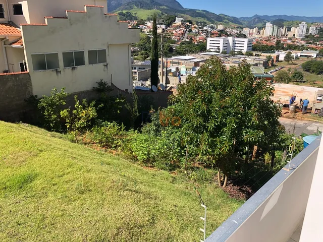 Imagem 10: Terreno à venda - 420m² de área no bairro Pinheirinho, Itajubá-MG