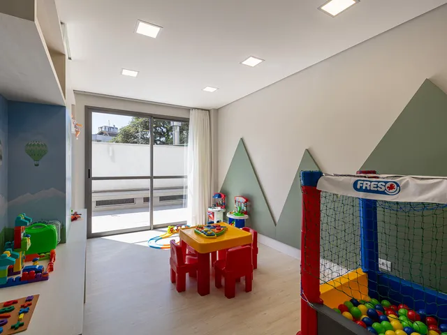 Imagem 11: Apartamento para Venda em Curitiba / Pr no Bairro Juvevê