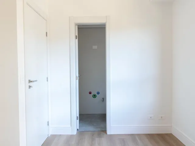 Imagem 16: Apartamento para Venda em Curitiba / Pr no Bairro Água Verde